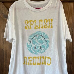 Aerie White short Sleeve Tee with Yellow and Blue Print